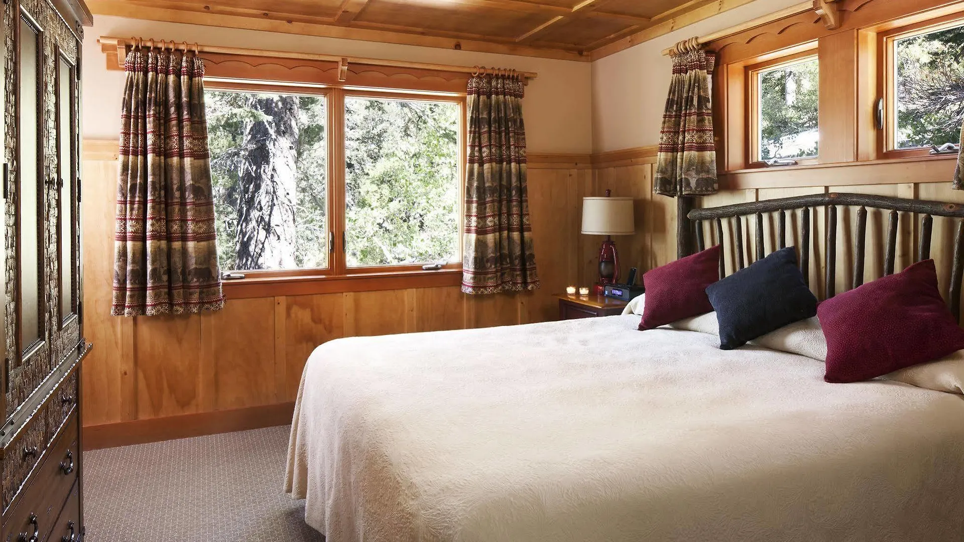 Tamarack Lodge Mammoth Lakes